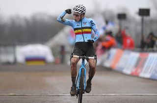 Sanne Cant wins world title at Valkenburg Cyclo-cross World Championships 2018