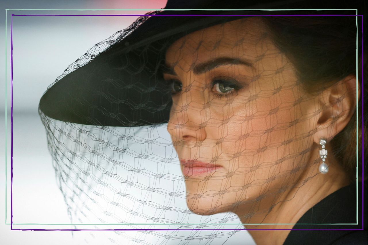 Kate Middleton honours Queen - Britain&#039;s Catherine, Princess of Wales wears a black veil and pearl earrings as she follows the coffin of Queen Elizabeth II, draped in the Royal Standard, and placed on the State Gun Carriage of the Royal Navy, as it travels from Westminster Abbey to Wellington Arch in London on September 19, 2022