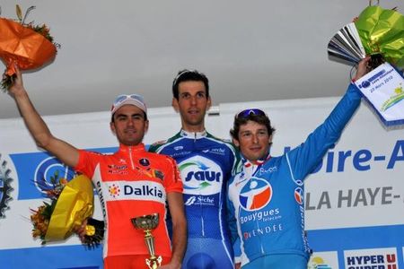 Renaud Dion (2nd, Roubaix Lille Metropole), Laurent Mangel (1st, Saur-Sojasun) and Pierrick Fedrigo (3rd, BBox Bouygues Telecom)