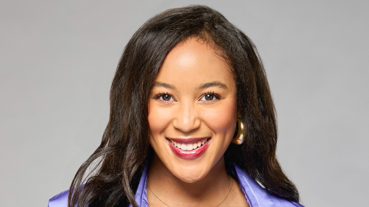 Ashley Hollis cast picture