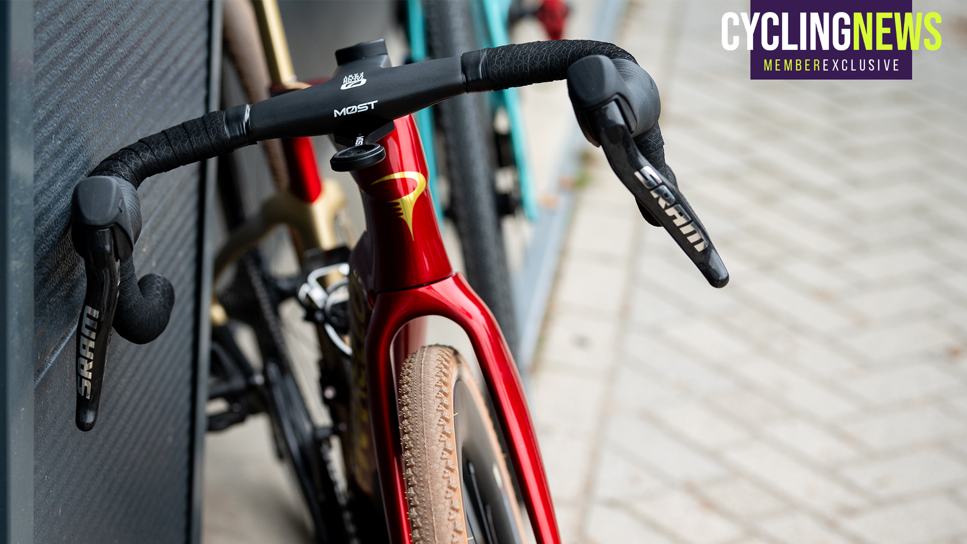 Tom Pidcock's Pinarello Dogma GR at the UCI World Gravel Championships 2025