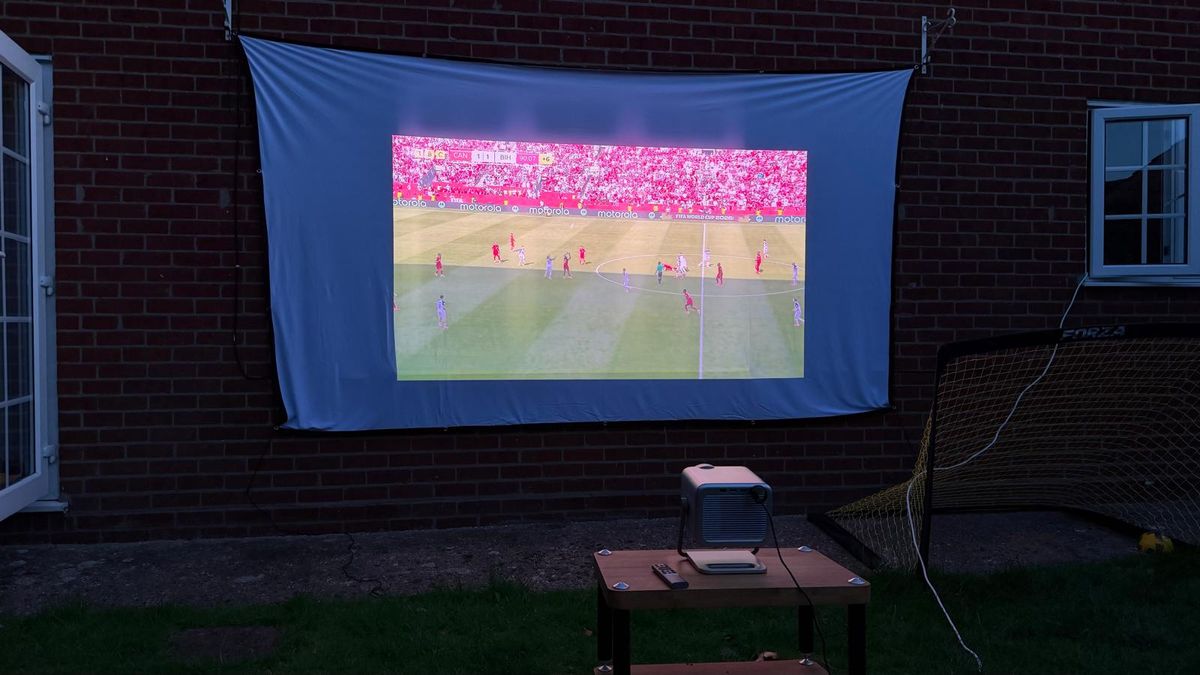Adventures In AV: I tried to set up a projector in my garden for