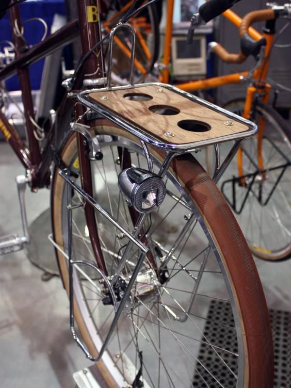 Bilenky fits the dynamo-powered front light directly to the rack on this tandem tourer.