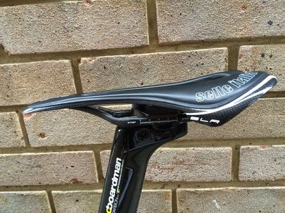 Selle Italia SLR Tekno Flow carbone vélo route - Origine Cycles Selle Italia SLR Tekno Flow carbone vélo route - Origine Cycles