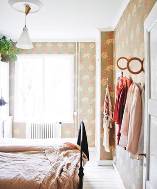 Pastel bedroom, floral wallpaper, white floor