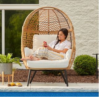 Peaktop patio wicker egg best sale chair white