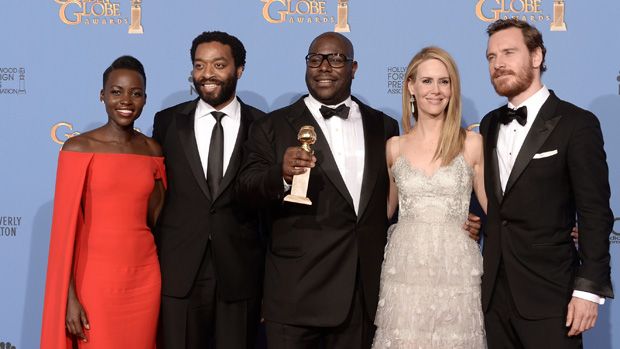 BEVERLY HILLS, CA - JANUARY 12:(L-R) Actors Lupita Nyong&amp;#039;o and Chiwetel Ejiofor, director Steve McQueen, actors Sarah Paulson and Michael Fassbender, winners of Best Motion Picture - Drama fo