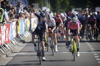 Lorena Wiebes wins Flanders Diamond Tour