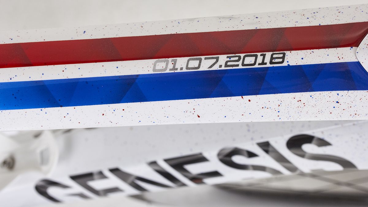 A date on the top tube commemorates Swift's national road race victory