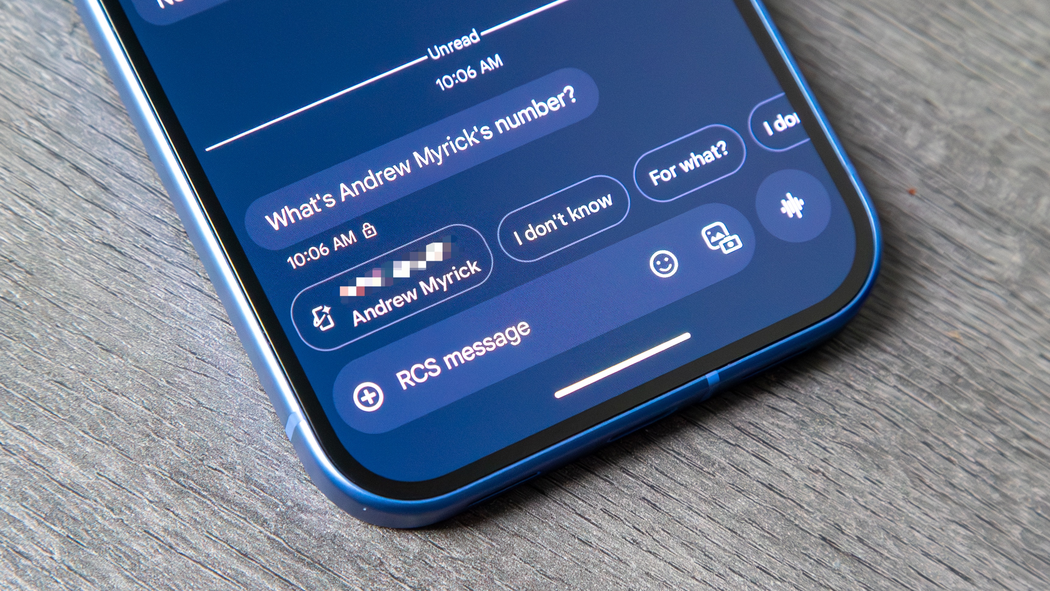 Pixel 10 Magic Cue chip with a contact phone number