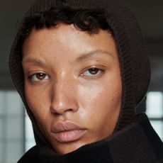 Model from the COS RTW FW22