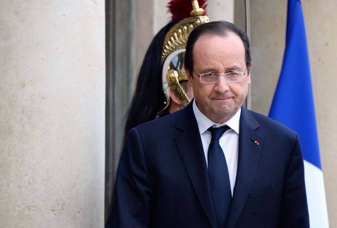 French President Francois Hollande looks on after meeting with Abu Dhabi Crown Prince, a week before a major peace conference opens on Syria, at the Elysee palace in Paris on January 16, 2014