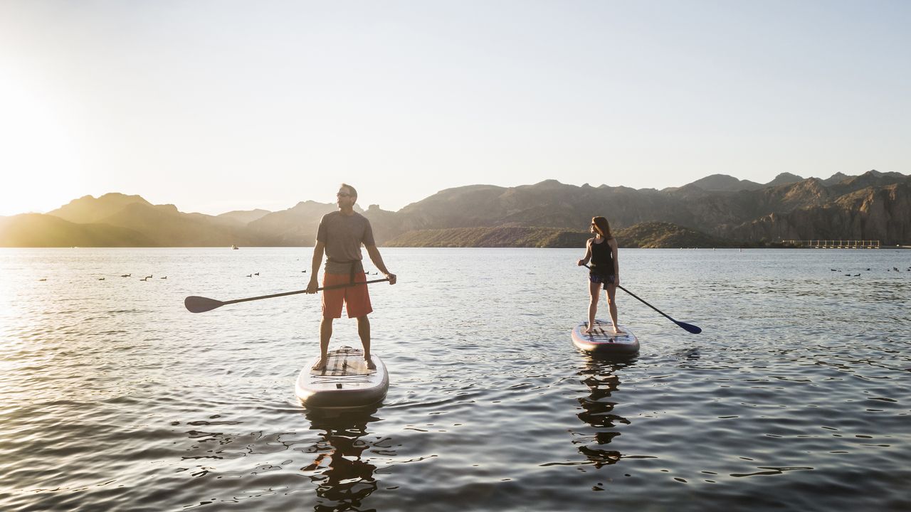 How to stand up paddle board