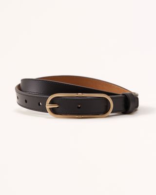 Oval Buckle Belt