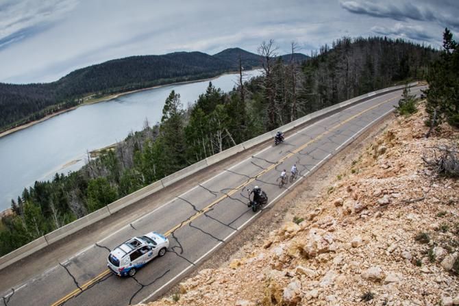 The break nears the top of the last KOM.