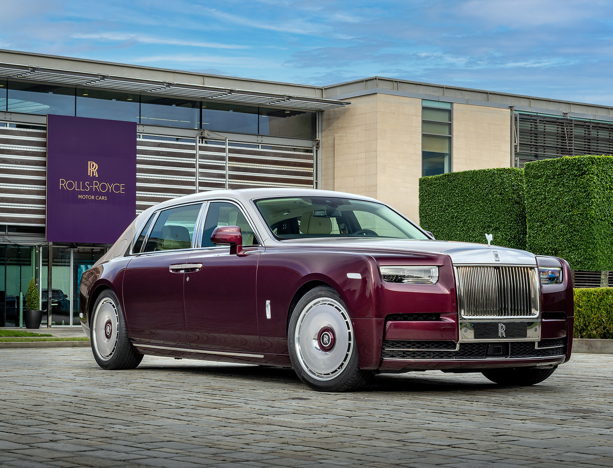 Rolls-Royce Phantom Hummingbird