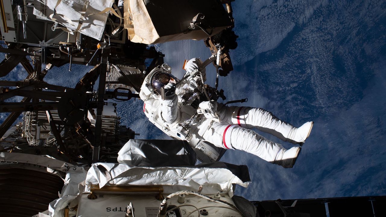 expedition 61 spacewalks gallery