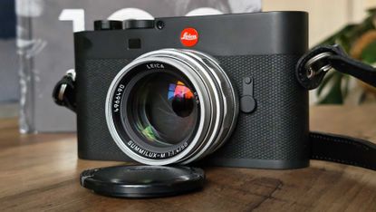 Leica M-EV1