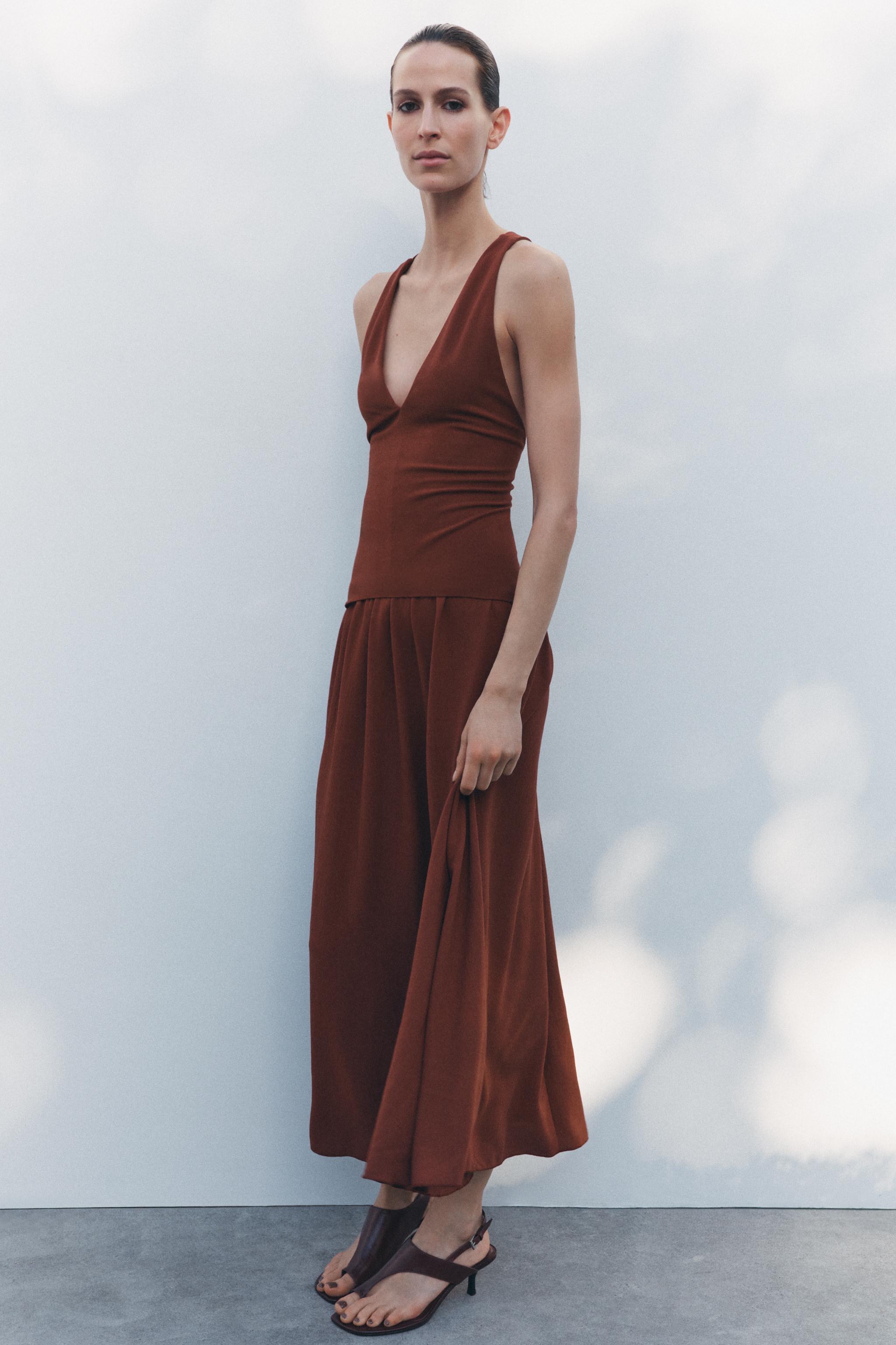 Contrasting Midi Dress