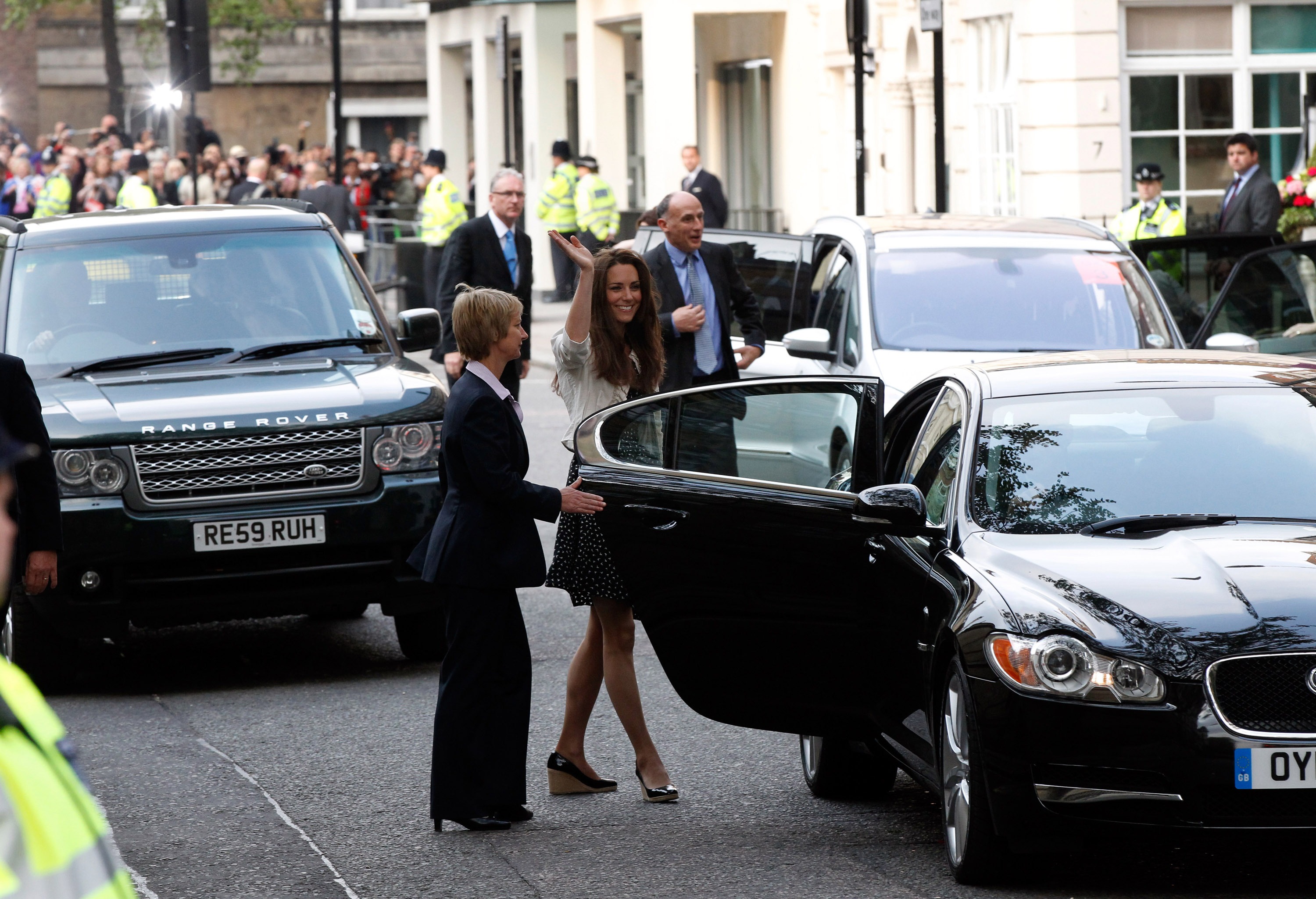 Catherine Middleton arrives at The Goring Hotel after visiting Westminster Abbey on April 28, 2011 in London, England.(Photo by Christopher Furlong/GP/Getty Images)