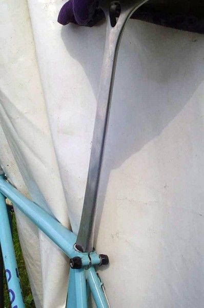 A light but aero seatpost sculpted from aluminum.