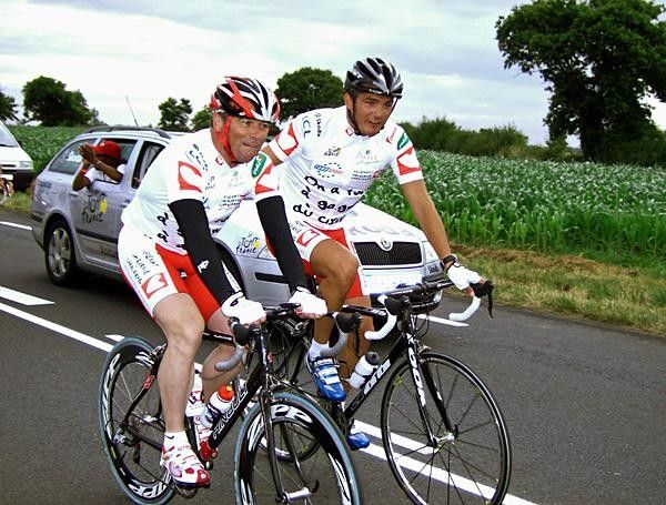 French legends Bernhard Hinault and Richard Virenque rode the TT course around Cholet.