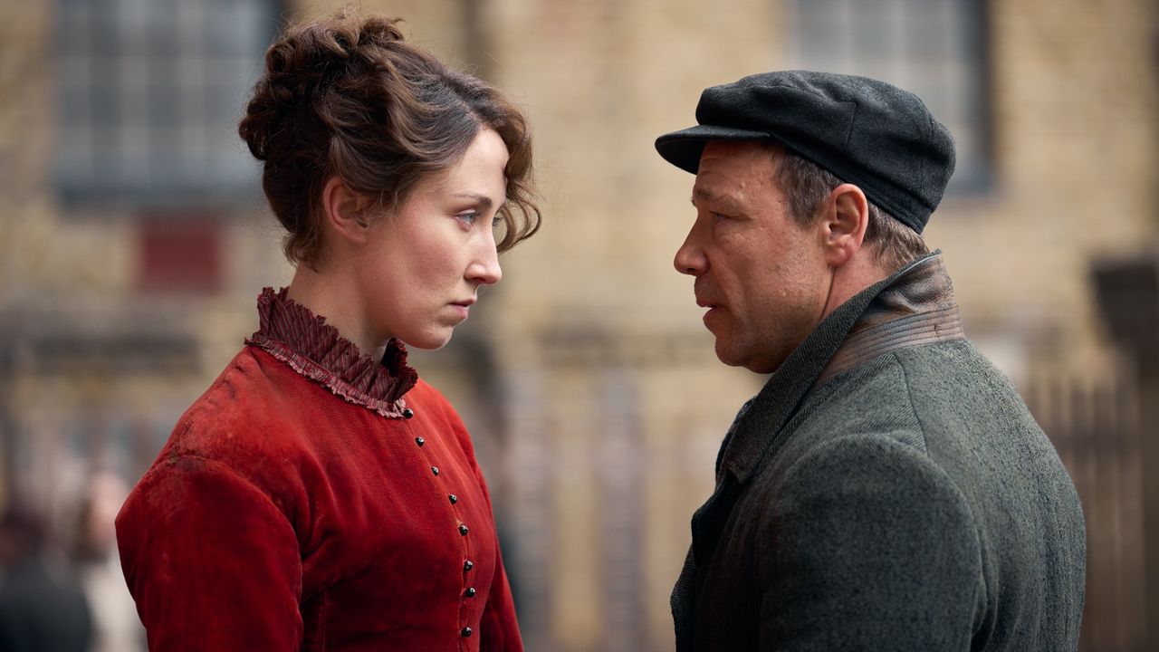 Erin Doherty and Stephen Graham in A Thousand Blows