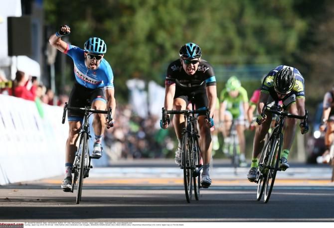 Nathan Haas (Garmin-Sharp) begins to celebrate