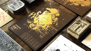 The magnificent golden print of the designer Reno Orange