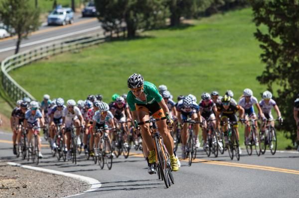 Jade Wilcoxson (Optum) attacks before the sprint line.