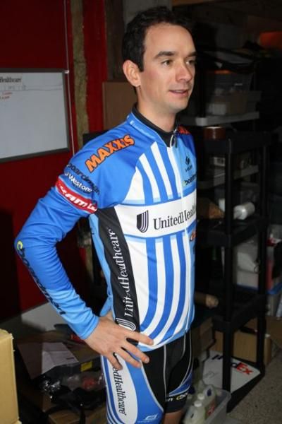 The 2011 UnitedHealthcare kit is a departure from the subdued grey of 2010.