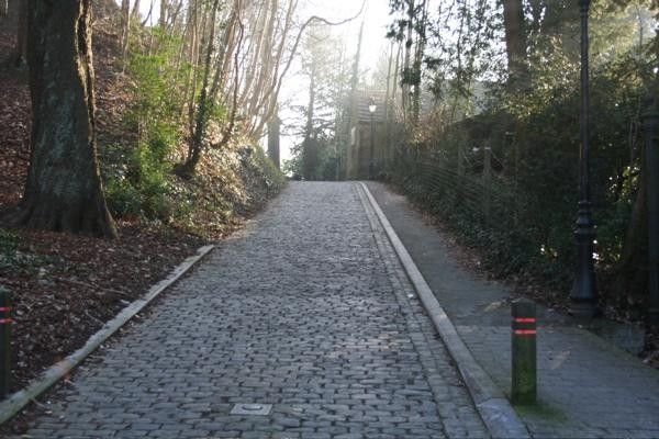 The start of the Muur is not too steep