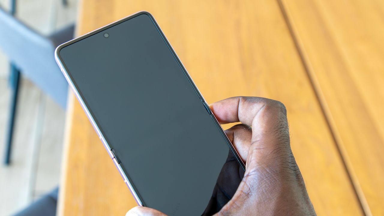 Galaxy Z Flip 8 with the display off
