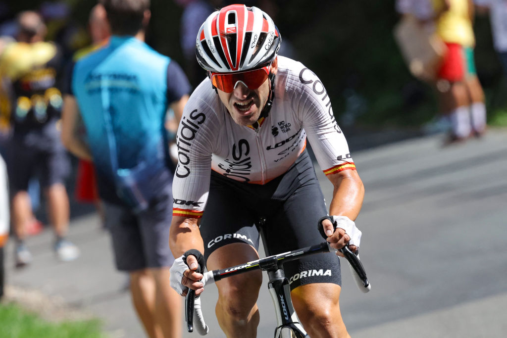 Tour de France: Ion Izagirre secures solo victory on frantic stage 12 ...