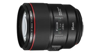 The new Canon 85mm f/1.4L joins the 85mm f/1.8 and f/1.2 lenses in the Canon range, but this lens has an image stabilizer.