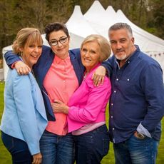 picture of the bake off team