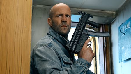 Jason Statham in Mutiny