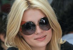 Mischa Barton in Miu Miu sunglasses-LP