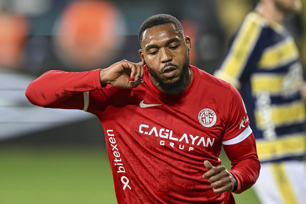 Britt Assombalonga in action for Bitexen Antalyaspor in 2023