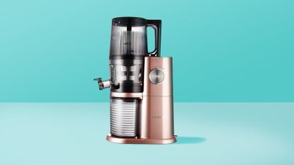 Hurom juicer