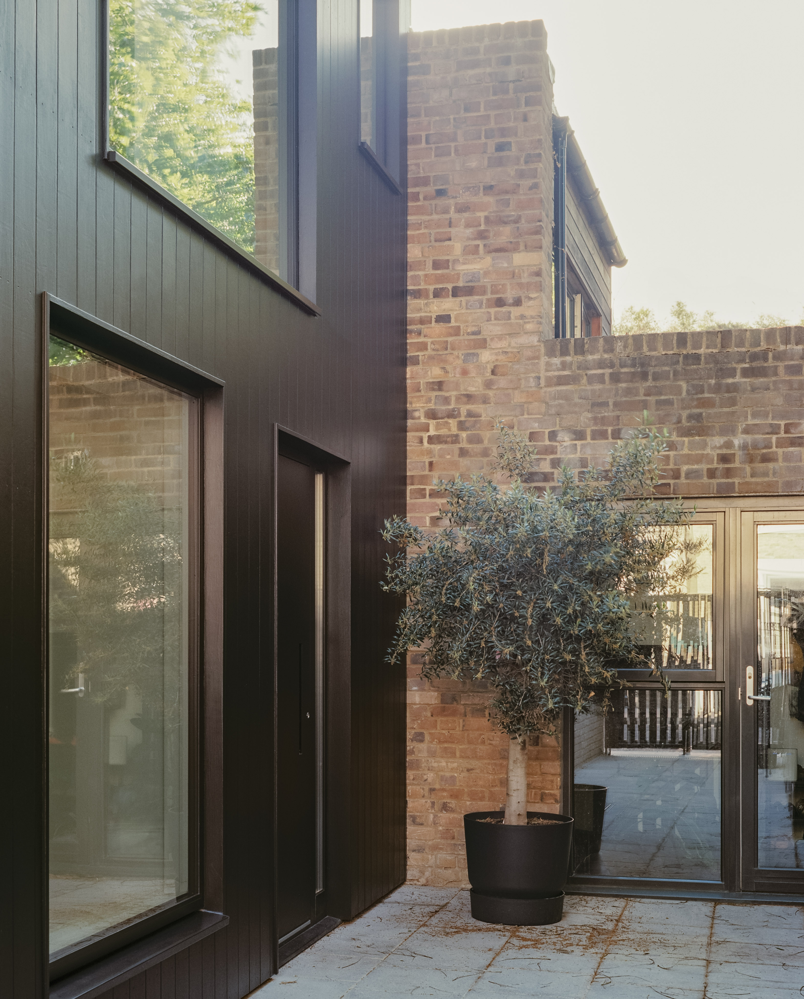 The front facade of the Greenview House