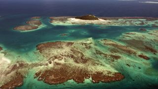 The New Caledonia Barrier Reef is the second-longest double-barrier coral reef in the world, reaching a length of 1,500 kilometers.