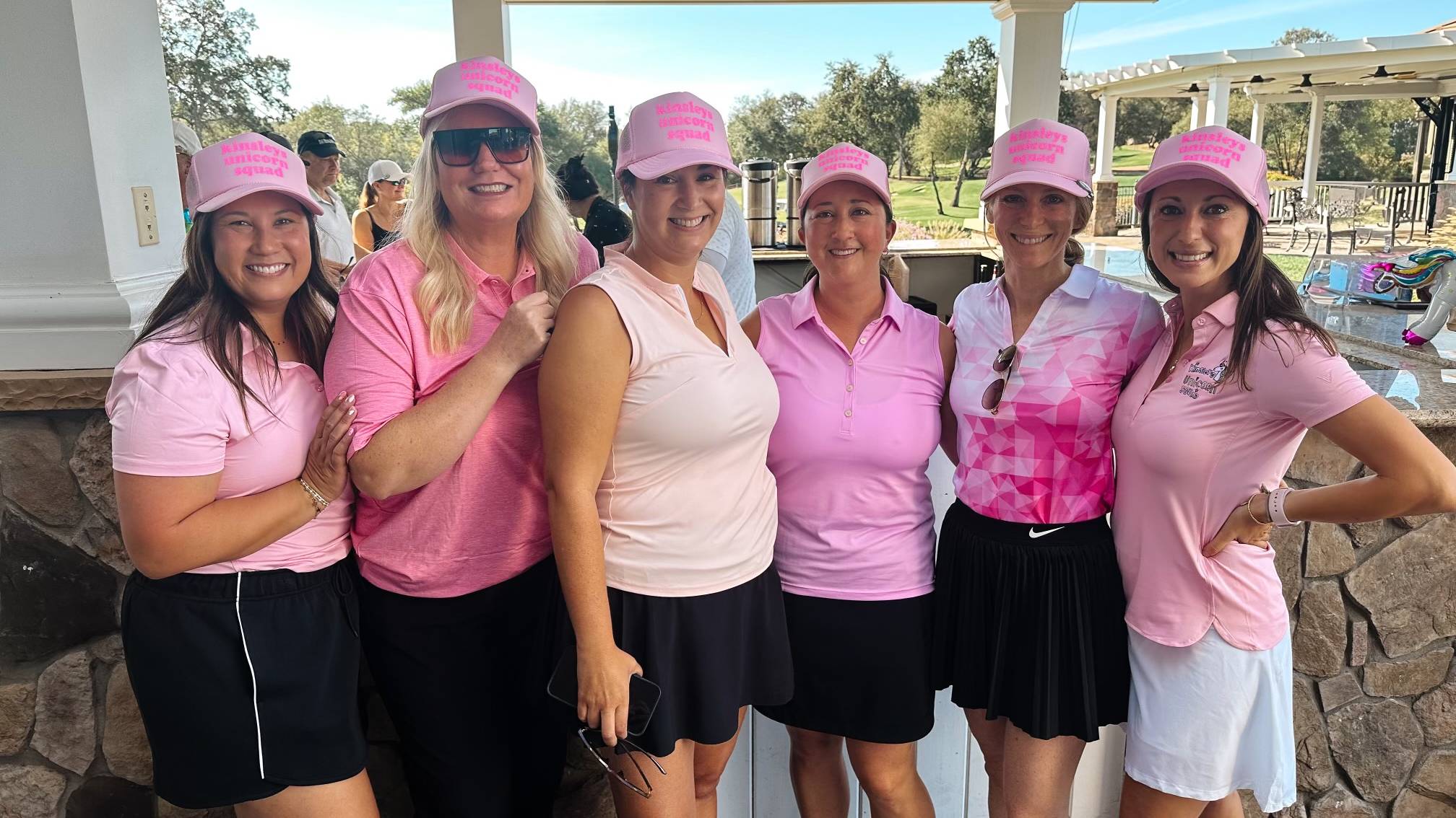 Group of female golfers
