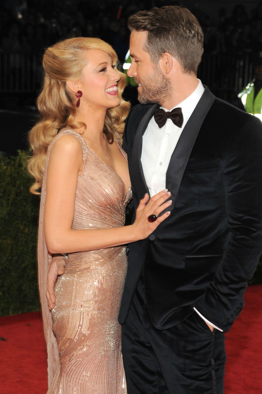 Blake Lively Ryan Reynolds Met Ball 2014