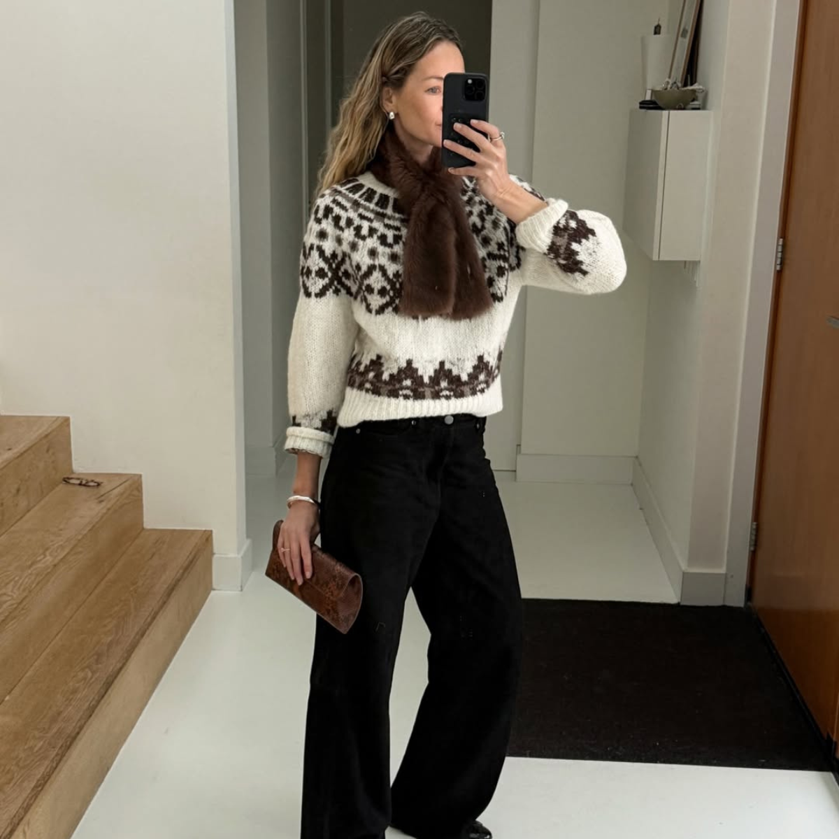 anoukyve wearing barrel leg jeans