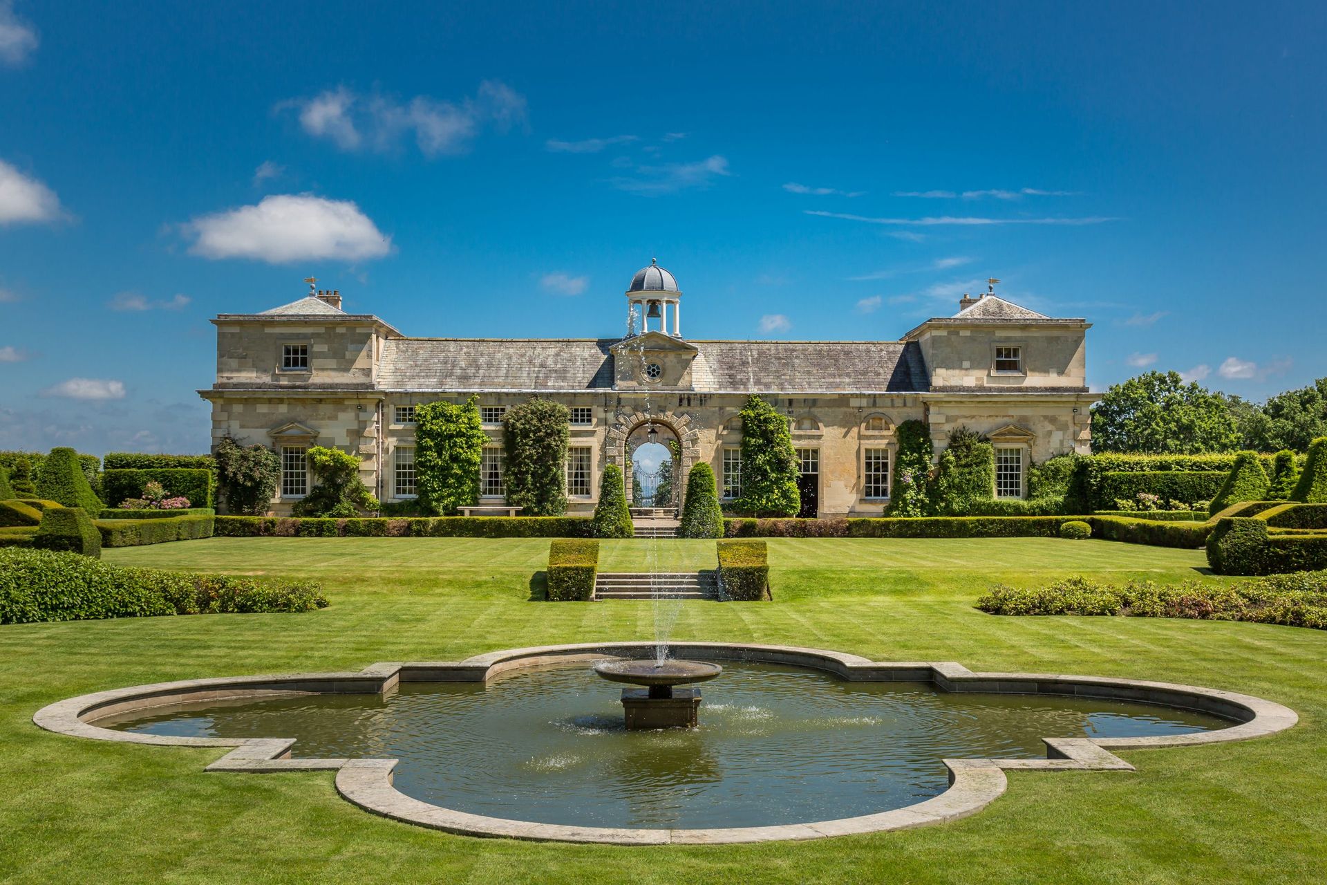 A spectacular mansion for sale in the heart of a World Heritage Site ...