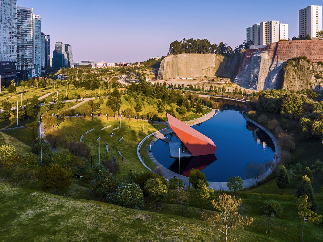 works by Grupo de Disen&amp;#771;o Urbano who won the 2025 Oberlander prize
