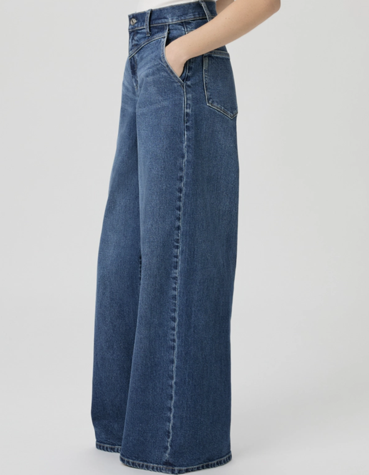 Nessa Wide Leg Jeans