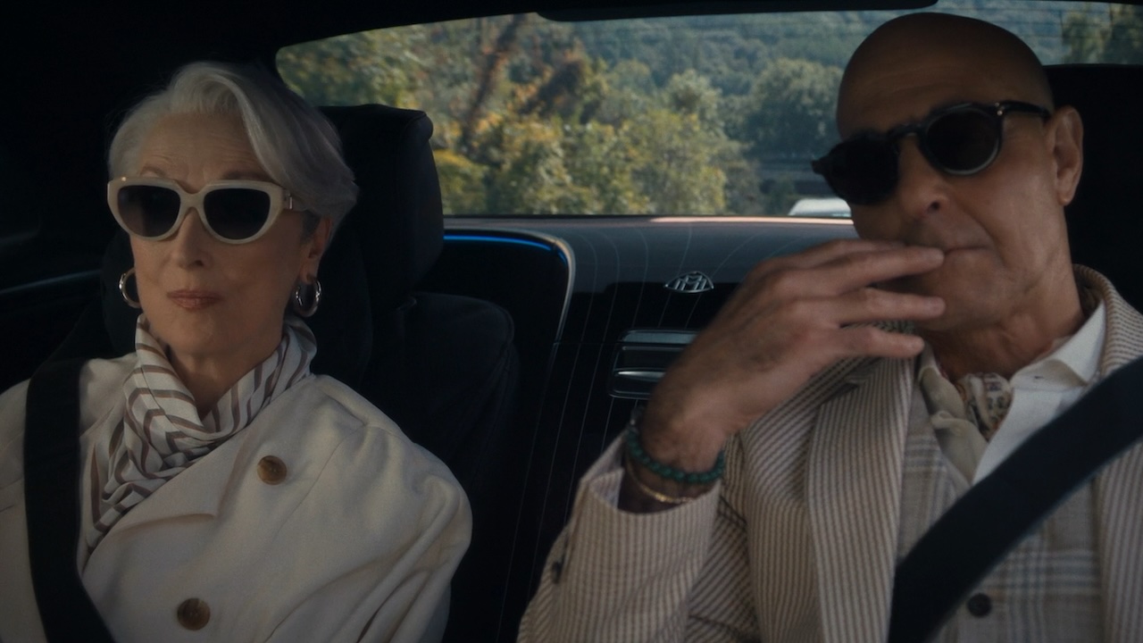Miranda and Nigel in the car in The Devil Wears Prada 2