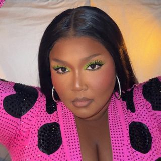 lizzo makeup for special 2our